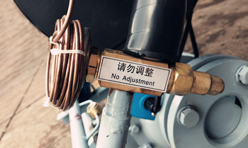 風冷箱式冷水機停機時應該注意哪些？